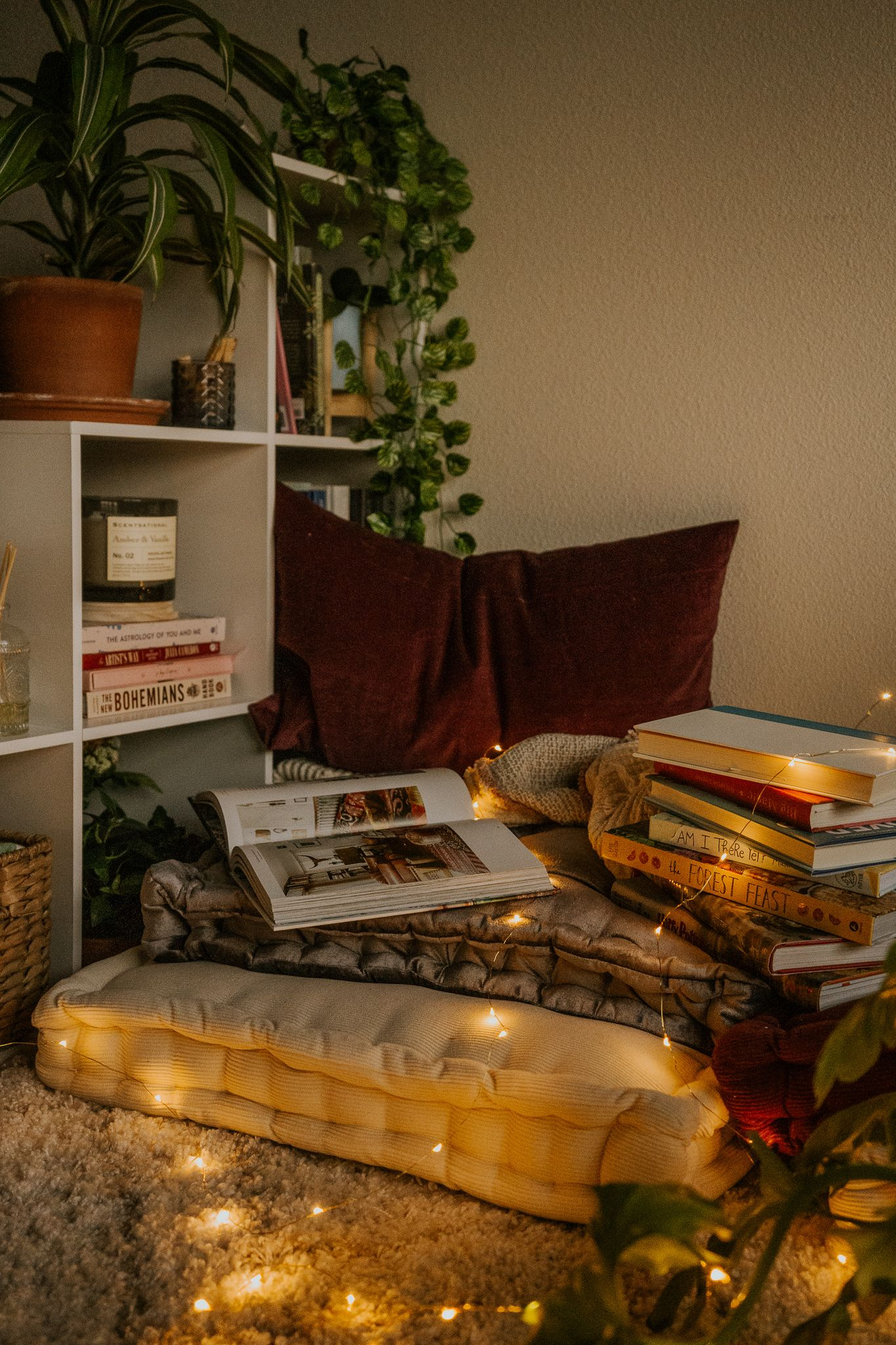 Cozy Reading for Bohemian Interiors Inspiration