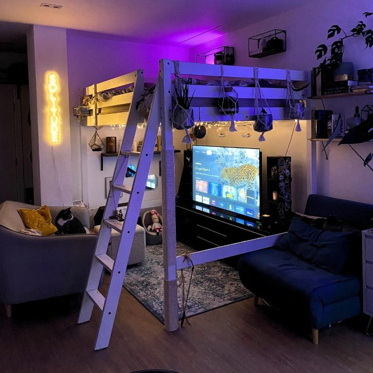 Cozy Small Studio Apartment Ideas That Prove Tiny Spaces Don’t Have To ... for Diy Lighting For Small Spaces