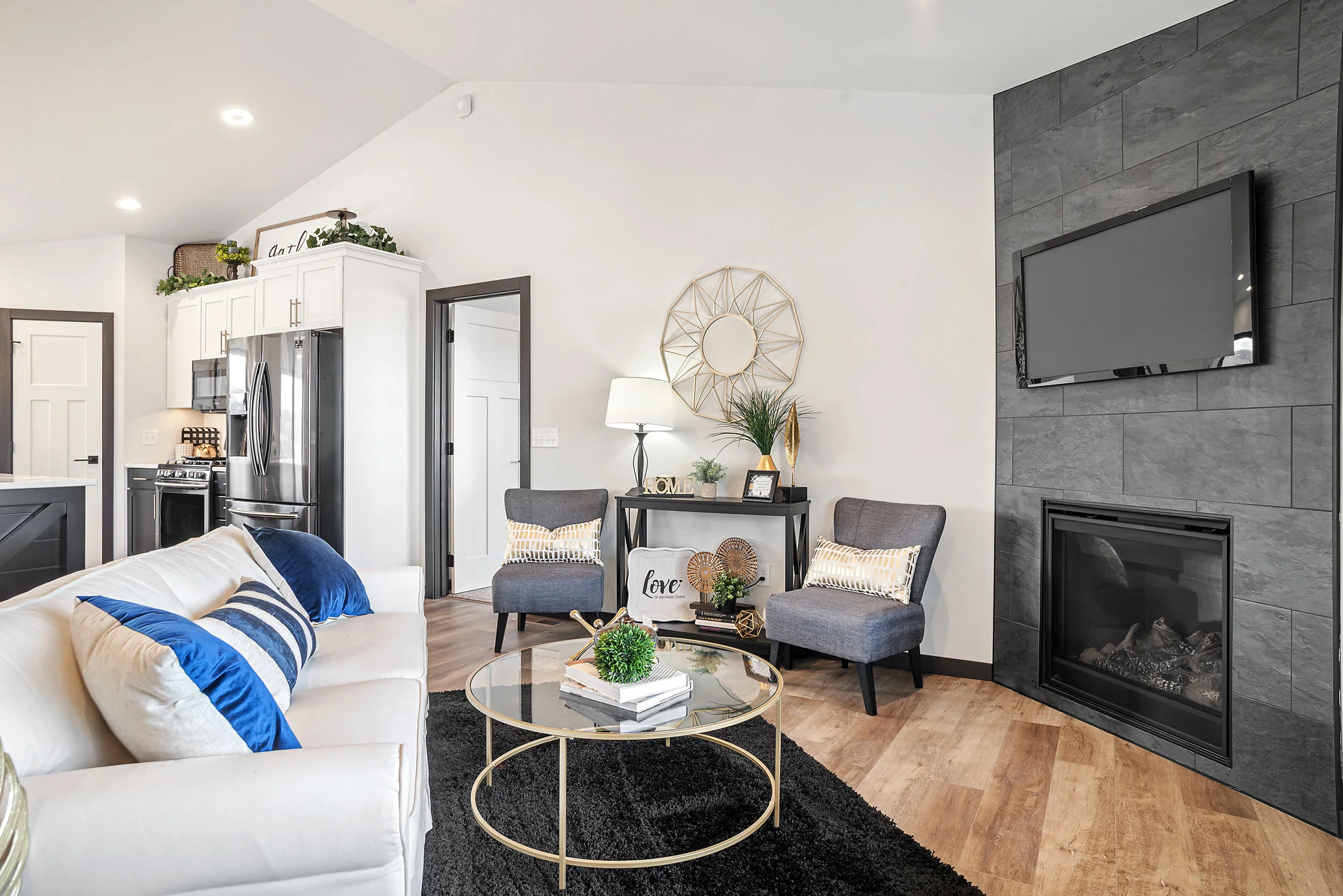 Designing Impressions for Entryway Decor On A Budget